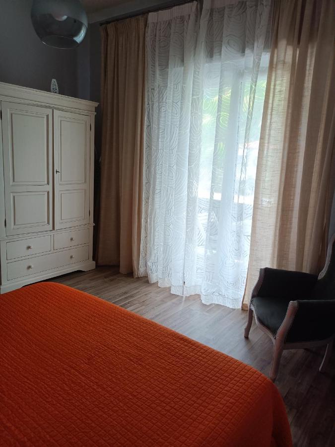 Deco & Retro Apartment La Spezia Bagian luar foto