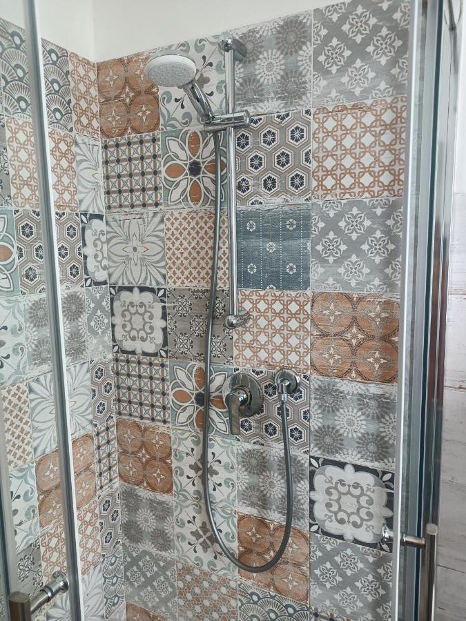 Deco & Retro Apartment La Spezia Bagian luar foto
